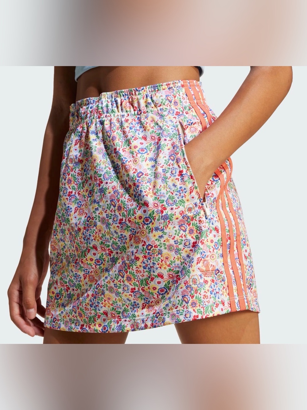 Girls adidas Multi-Color Floral Mini Skirt L - 13-14 year old